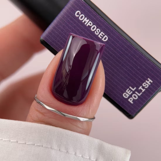 BIBLIOTEKA Gel Polish No. 62 Composed – Deep Purple, 10 ml